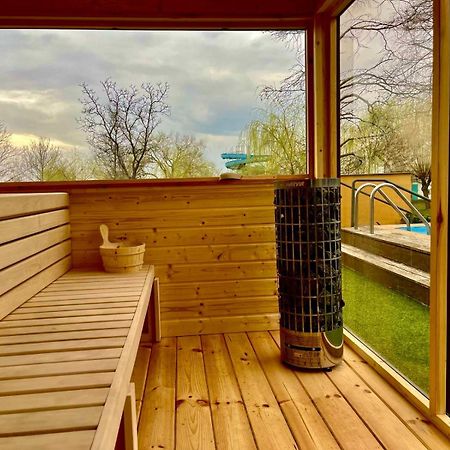 Player'S Pool&Rooms Vonyarcvashegy Luaran gambar