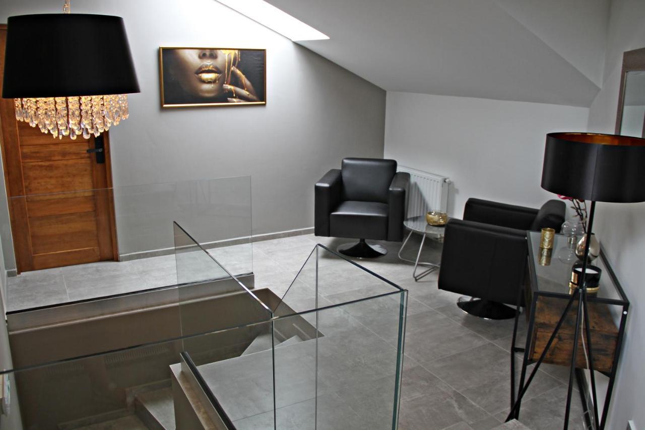 Player'S Pool&Rooms Vonyarcvashegy Luaran gambar