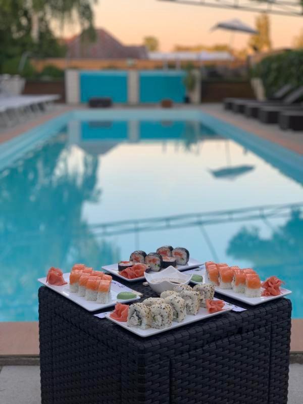 Player'S Pool&Rooms Vonyarcvashegy Luaran gambar